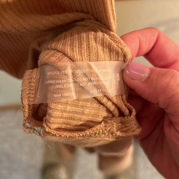 12th Tribe Ribbed Midi Dress size S - Picture 4 of 6